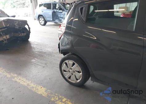 2018 Chevrolet Spark Ls Cvt z USA, uszkodzony, nr VIN KL8CB6SA9JC457012